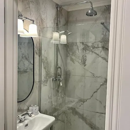 Number 31 Boutique Townhouse Πανσιόν Γκάλγουεϊ