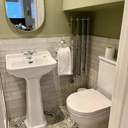 Πανσιόν Number 31 Boutique Townhouse Γκάλγουεϊ