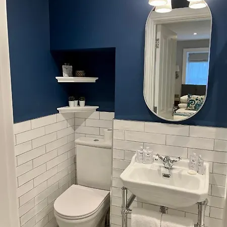 Πανσιόν Number 31 Boutique Townhouse Γκάλγουεϊ