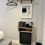 Number 31 Boutique Townhouse 4*
