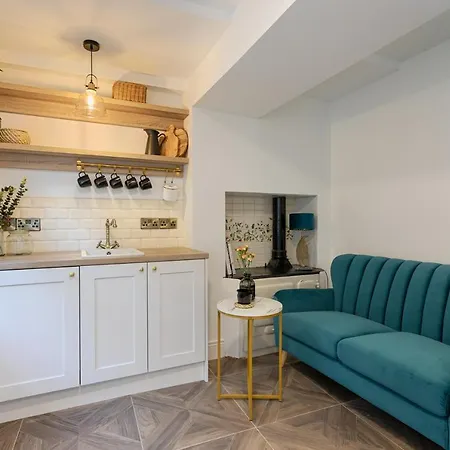 Number 31 Boutique Townhouse Konukevi Galway