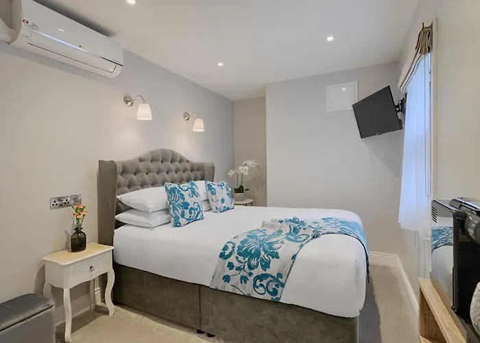 Number 31 Boutique Townhouse Гостевой дом