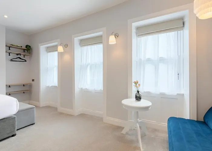 Number 31 Boutique Townhouse Гостевой дом 4*