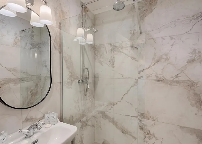 Number 31 Boutique Townhouse Голуэй