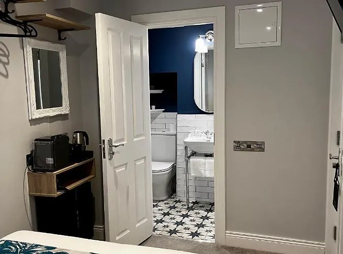 Гостевой дом Number 31 Boutique Townhouse 4*