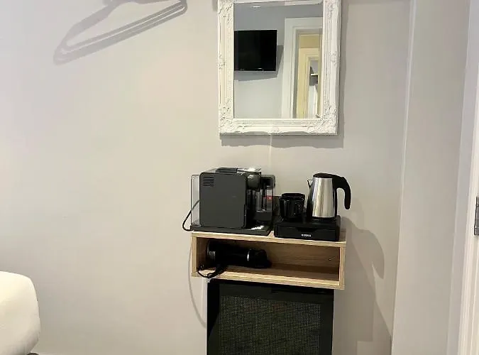 Number 31 Boutique Townhouse 4*