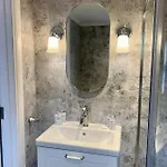 Number 31 Boutique Townhouse Affittacamere 4*