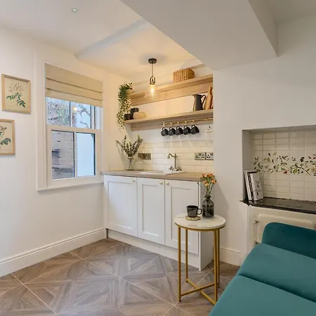 Number 31 Boutique Townhouse Galway