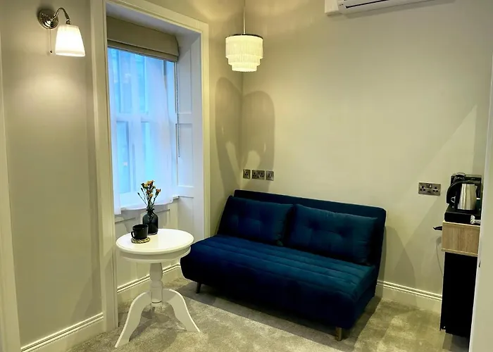 Number 31 Boutique Townhouse Гостевой дом